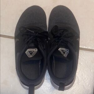 Nike Black Athletic Sneakers Running Shoes